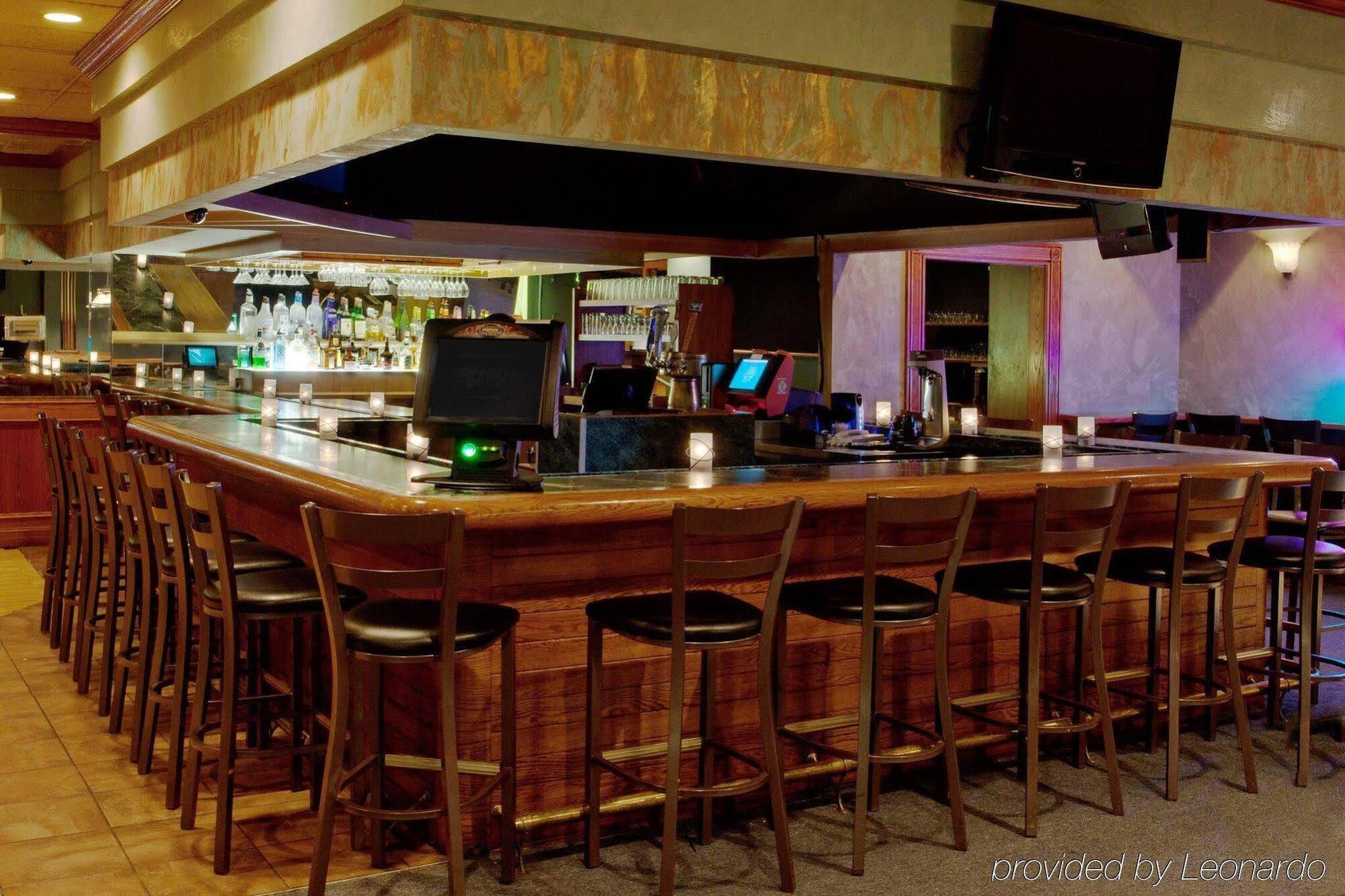 Wyndham Garden Southgate Hotel Luaran gambar